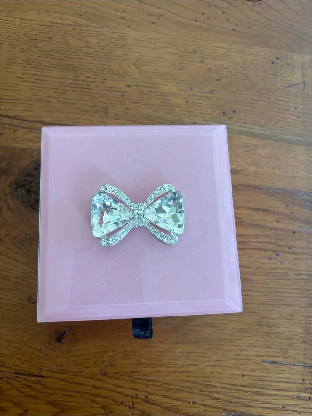 Pink bow jewelry box